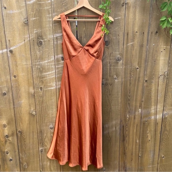 Copper Satin Cowl Back Midi Slip Dress 🌿 - Picture 10 of 14